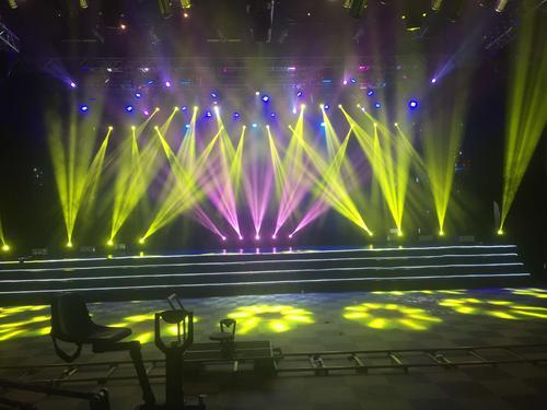舞台灯光设计的重要性以及舞台布光造型的简单知识